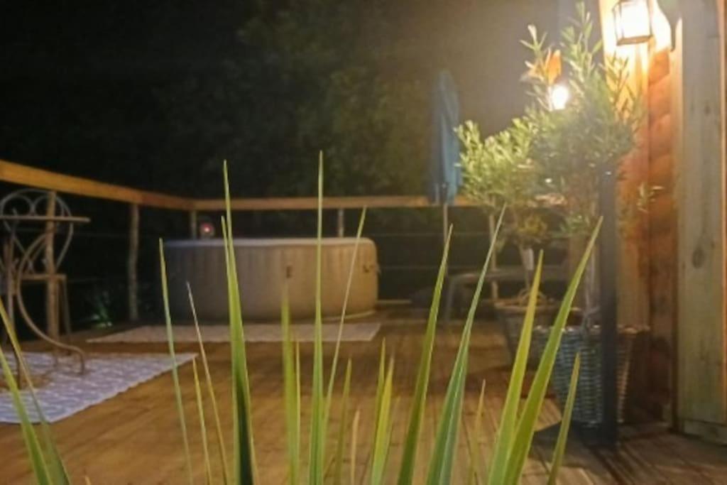 Insolite Kota Avec Spa Et Demi Bt De Champagne Offerte Ruch Eksteriør billede